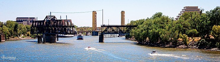 Sacramento River - Photo Copyright  2004 Mark Keller, All rights reserved